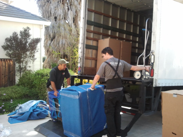 {Local Move}