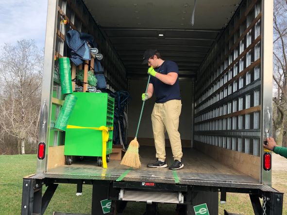 Green Door Mover Truck Cleaning 