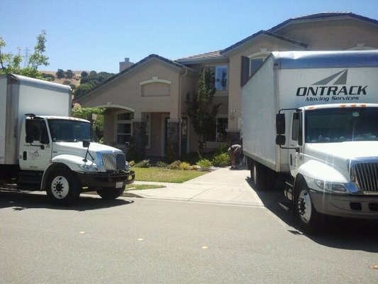{5 Men Crew - 2 Trucks}