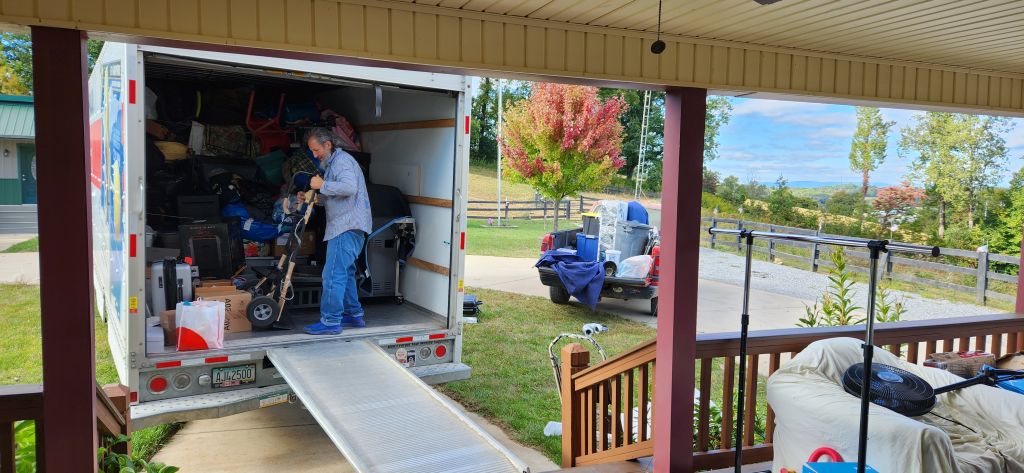 Moving Estate onto Mountain in Tazewell 10/03/2022