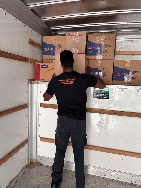 Arranging the stuff into Truck.jpg