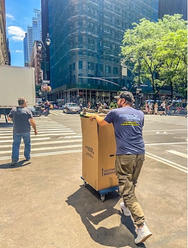 Superb Moving
