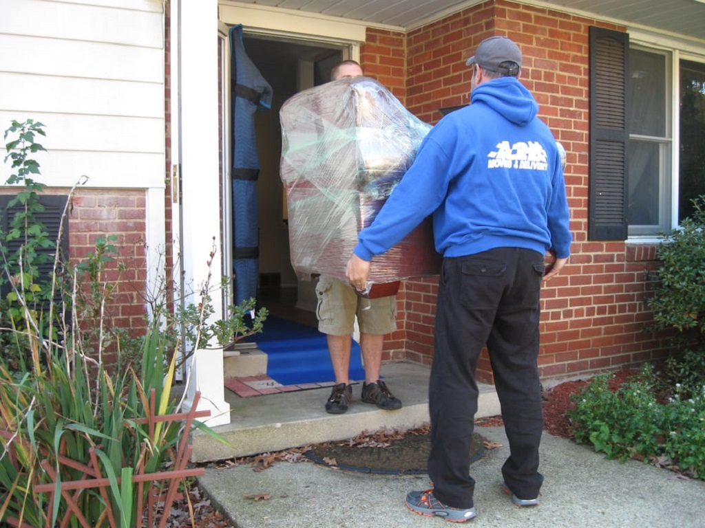 Moving Crew
