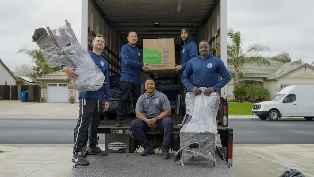 Moving Crew