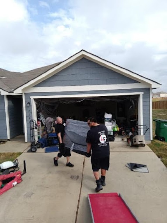 Like Family Movers