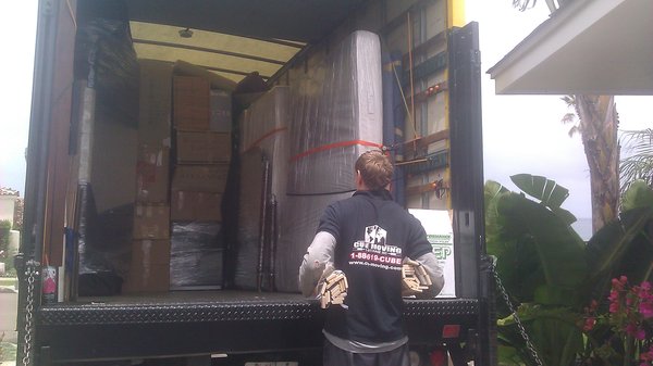 loading moving truck