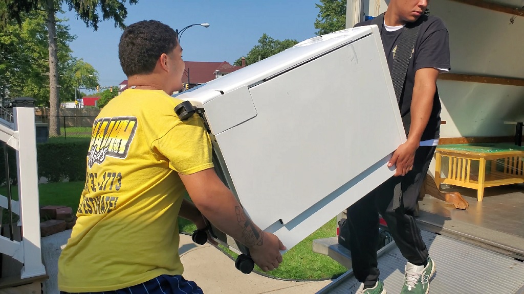 Baaahh Movers LLC