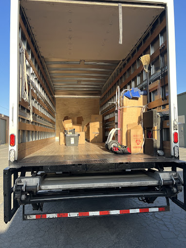 {Truck}