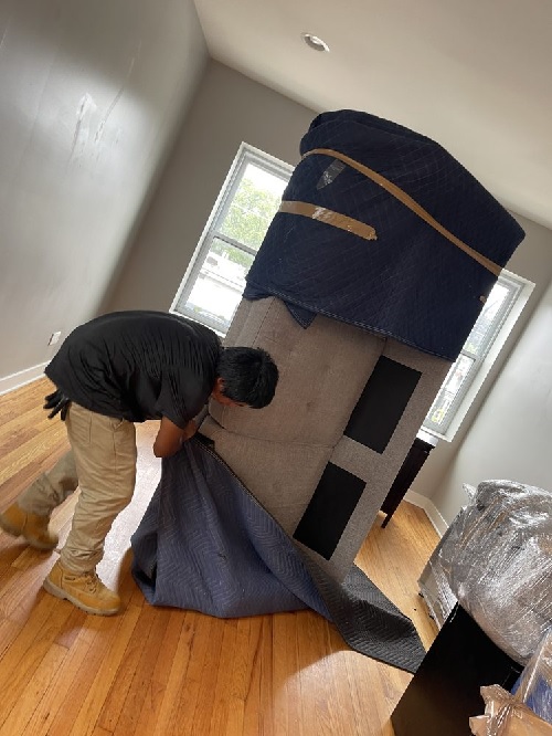 Chicago Favorite Movers LLC