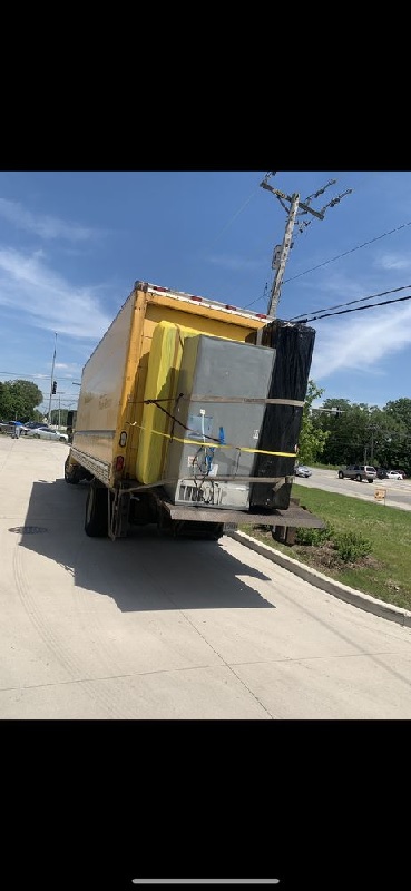 Chicago Favorite Movers LLC