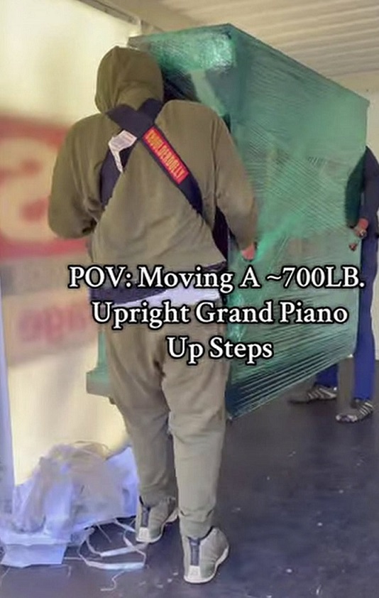 Piano Move