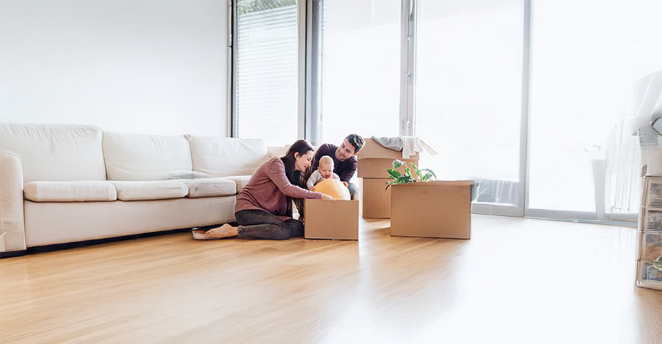 /best-strategies-for-unpacking-with-a-baby/