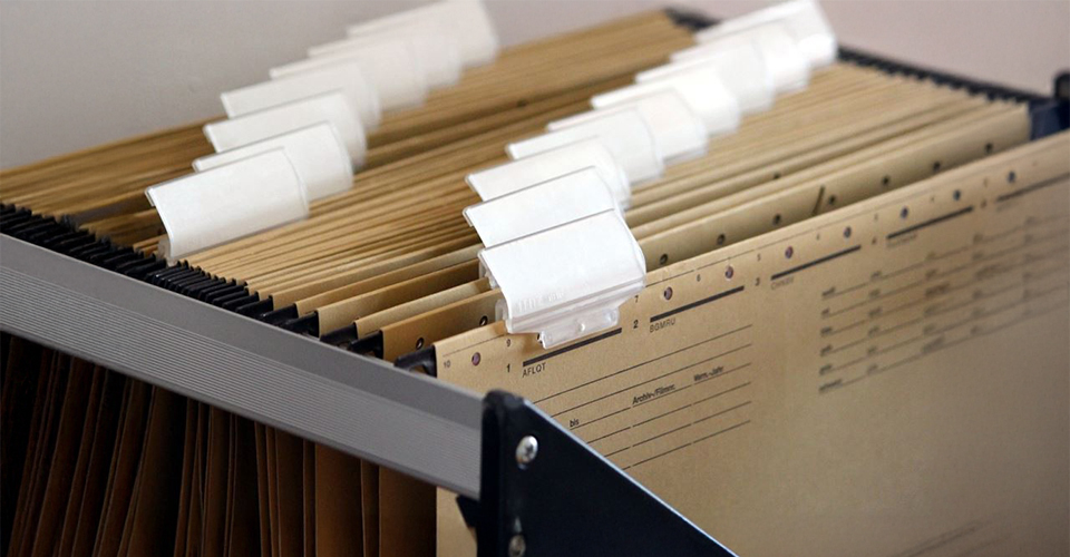 /how-to-organize-important-documents-for-your-move/