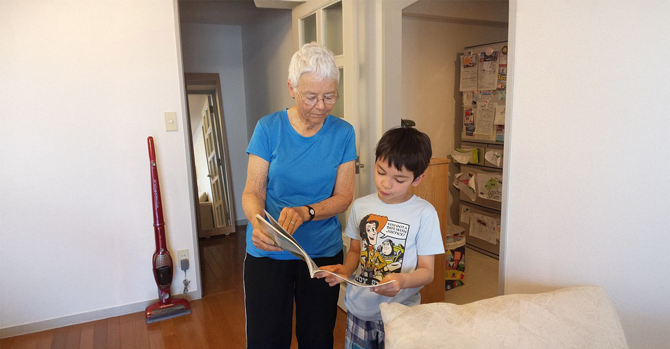 /how-to-move-in-with-your-son-or-daughter/