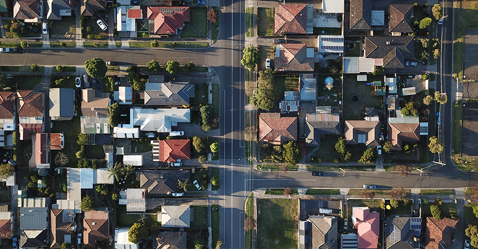 How to pick a neighborhood