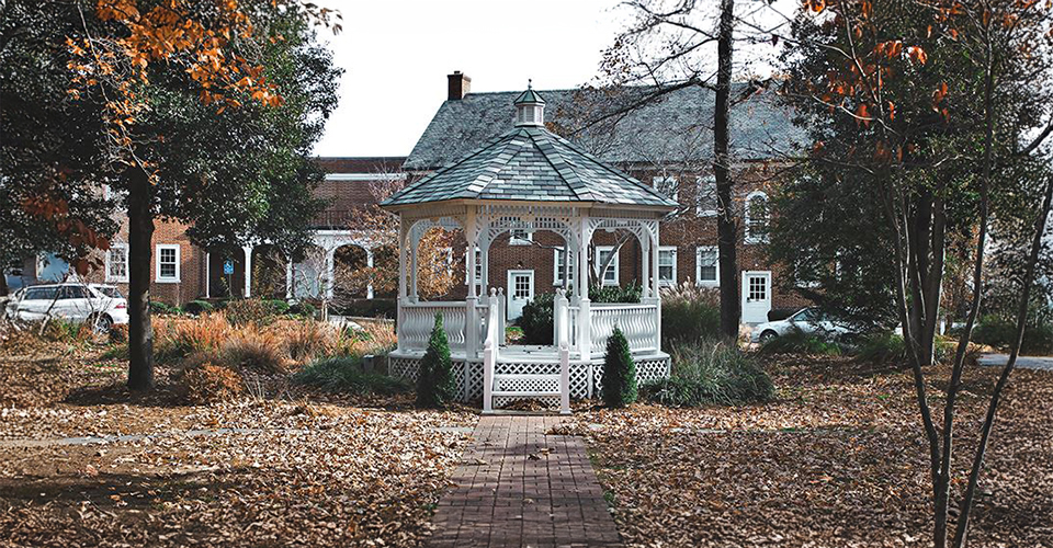 /how-much-does-it-cost-to-move-a-gazebo/