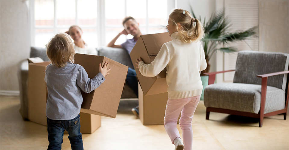 /how-to-move-in-with-partner-and-children/