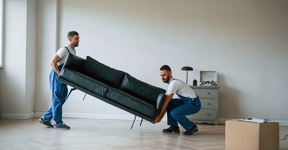 /moving-heavy-furniture-upstairs/