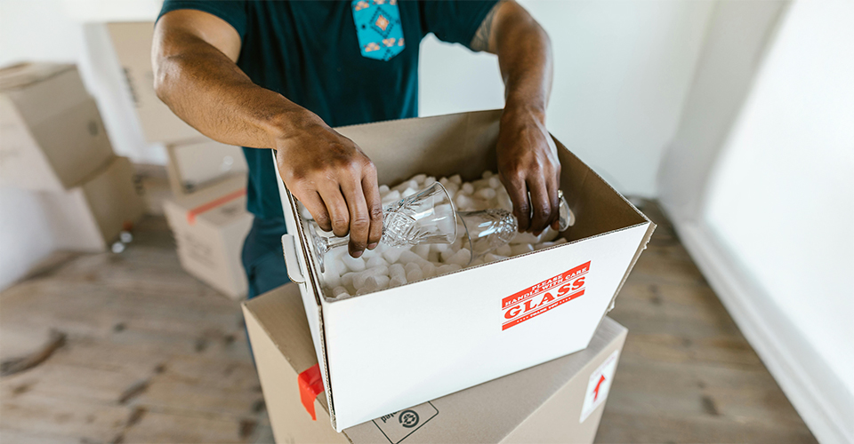 /packing-fragile-oddly-shaped-or-sharp-items/