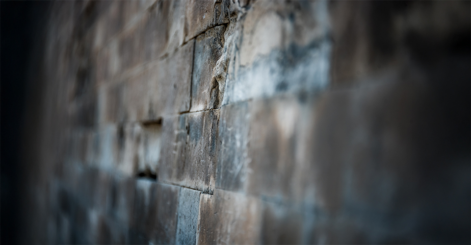 /how-to-build-a-stone-or-brick-wall/