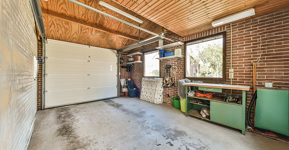 /how-to-remodel-your-garage-into-a-new-room/