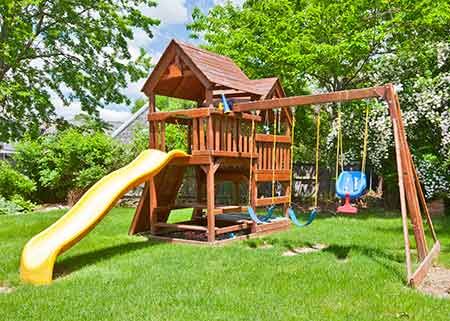 How to Pack and Move an Outdoor Playset Movers