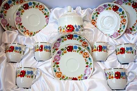 Pack Chinaware for Moving