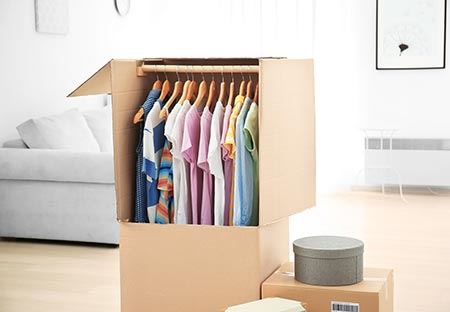 How to Pack Clothes for Moving