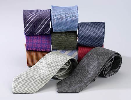 Packing Ties for Moving