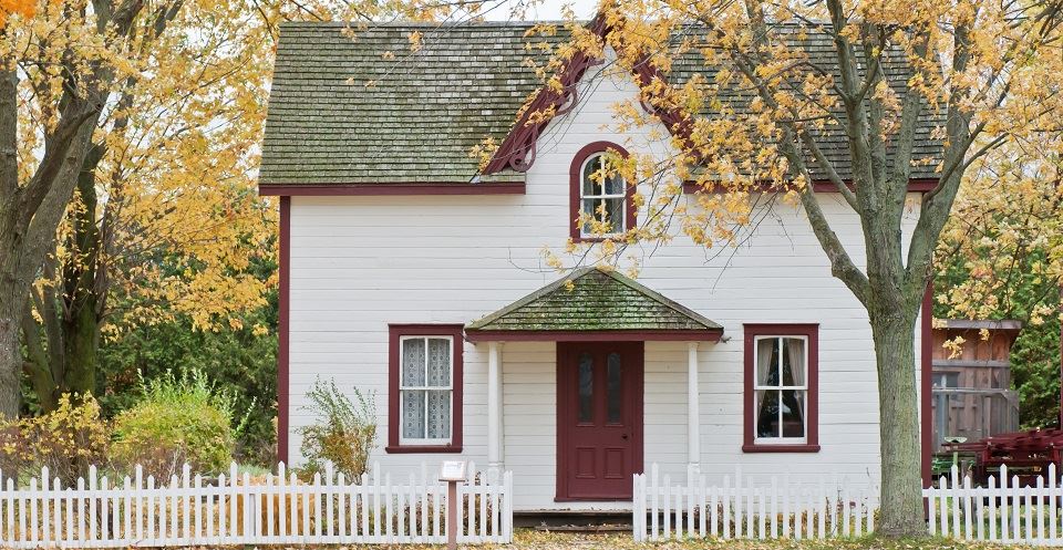 /how-low-of-an-offer-should-you-make-on-a-home/