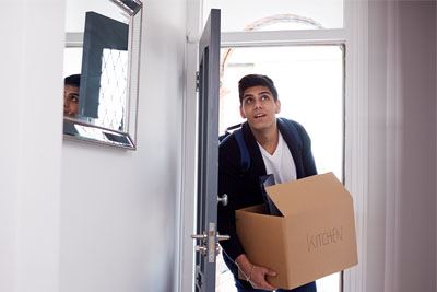/best-ways-to-move-into-a-college-dorm/