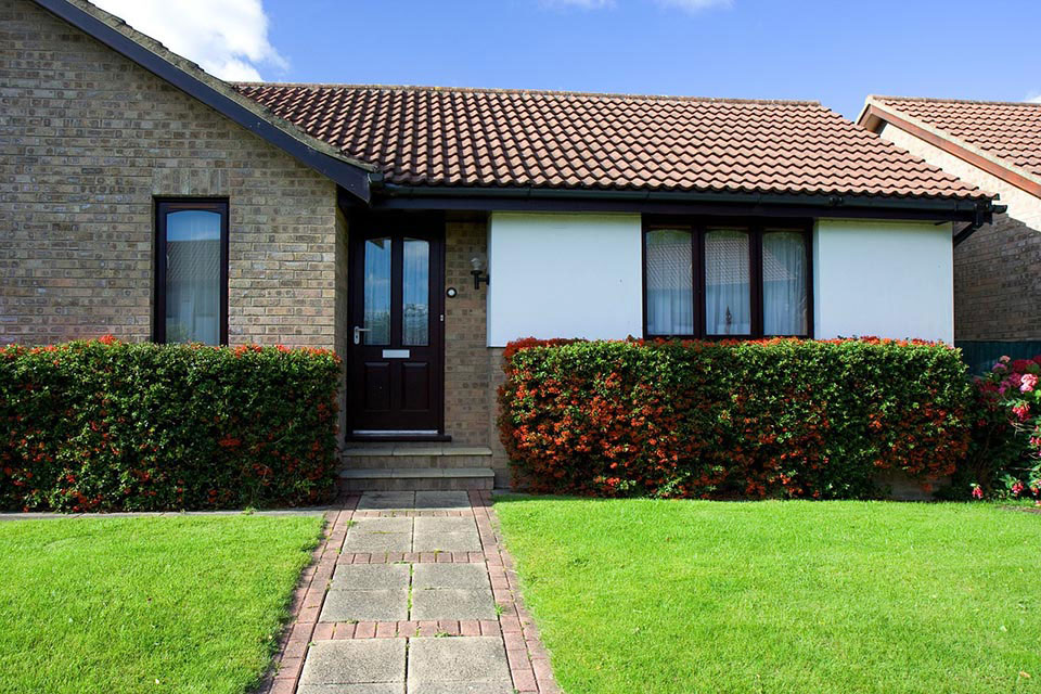 /what-you-need-to-know-about-buying-a-foreclosure/