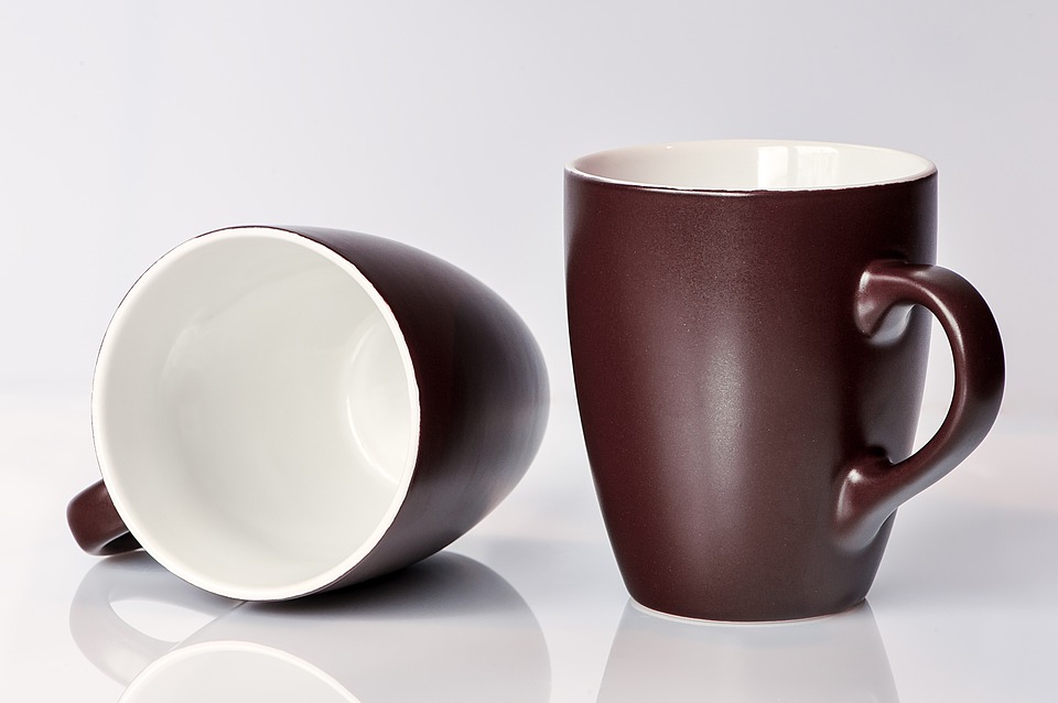 how to pack coffee mugs