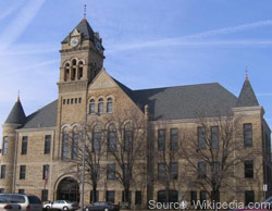 mason city ia closest airport